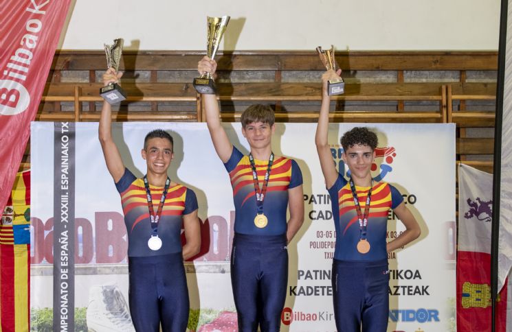 Oscar Graa y Olivia Rey en Juvenil, y Biel Llobet y Jlia Caravantes en Cadete, Campeones de Espaa 2025
